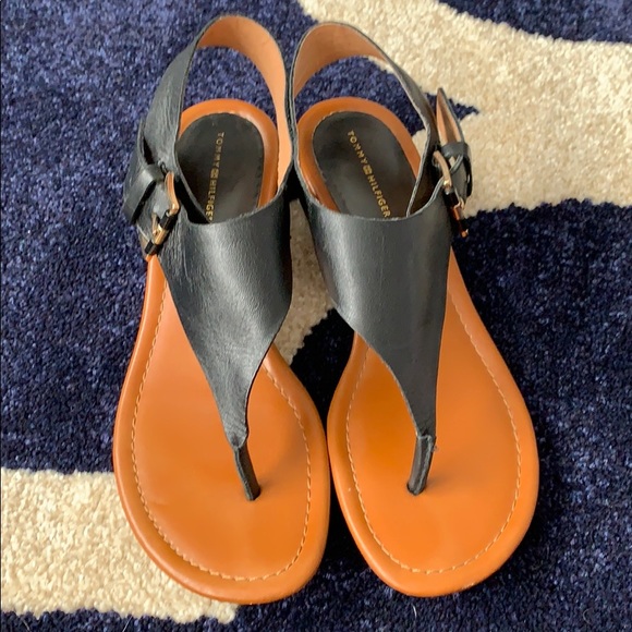 Tommy Hilfiger Shoes - 🥳SALE🥳 Women’s Tommy Hilfiger sandals
